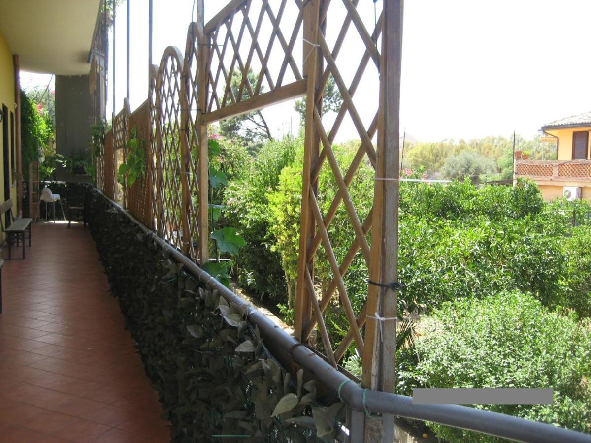 Oasi Del Lago Regalbuto Extérieur photo
